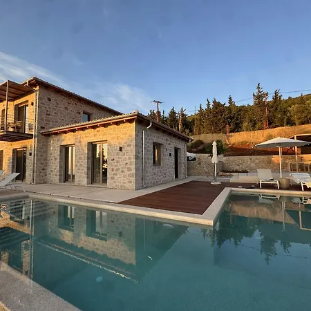 Limestone House فيلة Athánion