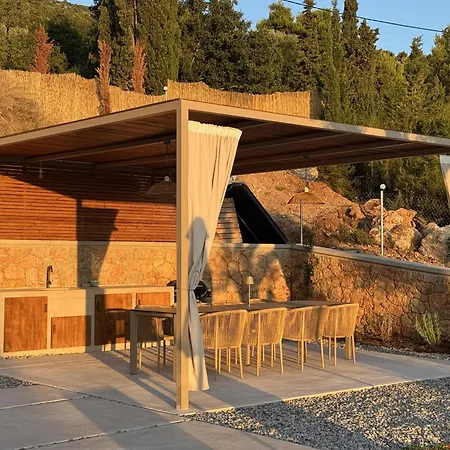 Limestone House فيلة Athánion